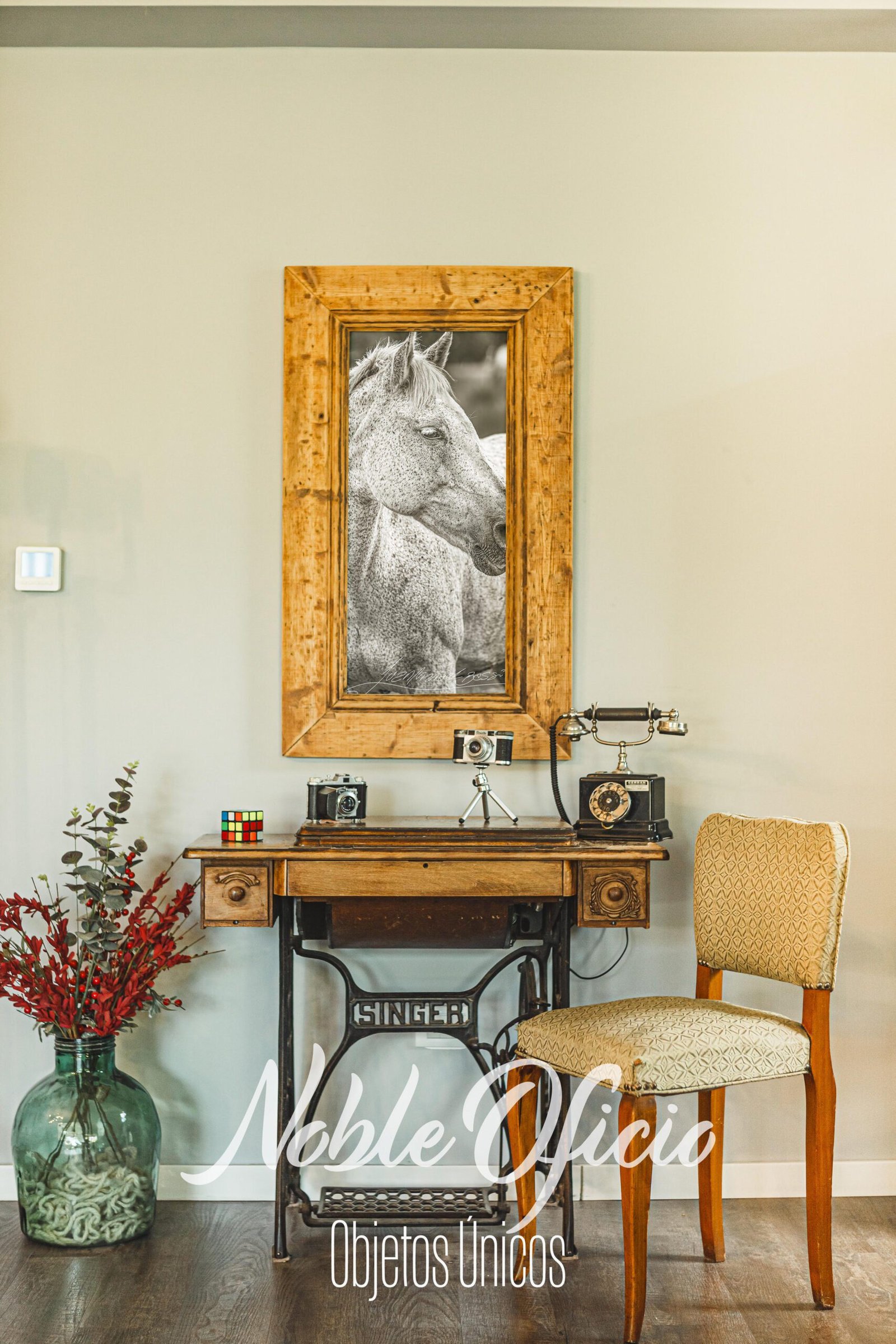 Unique objects with exclusive photos. This stunning photo of a horse perfectly complements the ambiance of this space. 